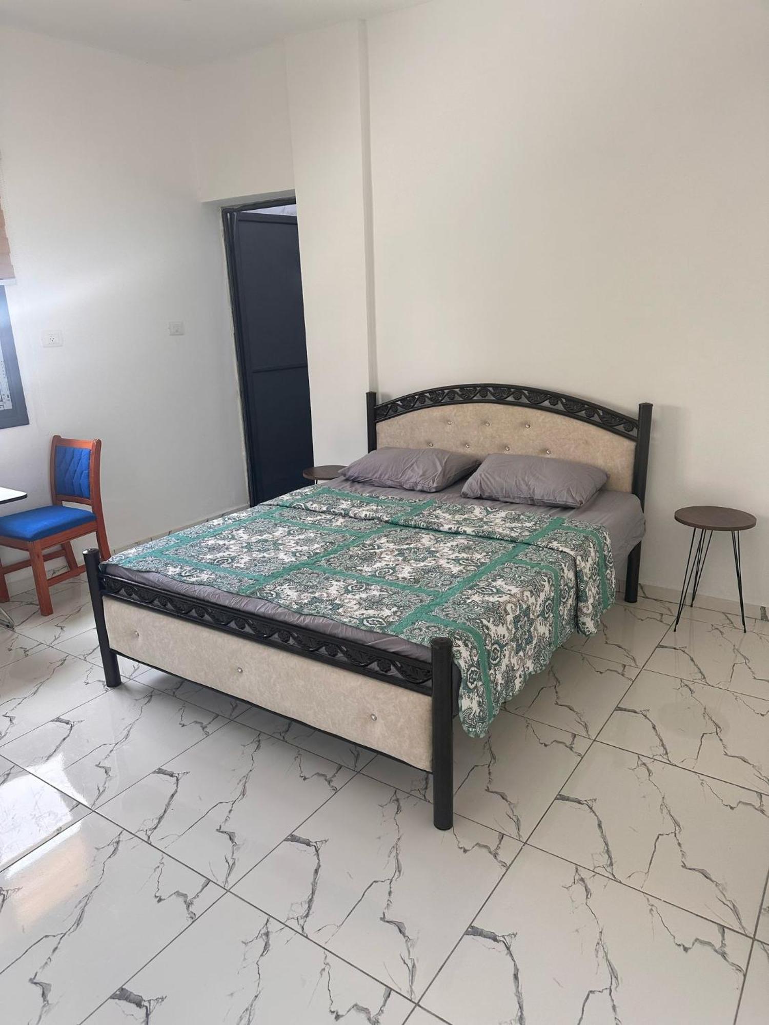 Steele Honey Bed & Breakfast Jericho Bagian luar foto